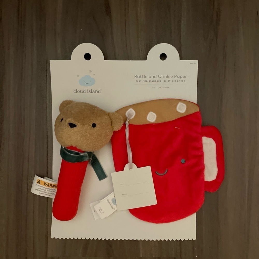 Cloud Island Rattle and Crinkle Paper Set - Red
